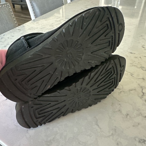 UGG ultra mini classic boots - Picture 7 of 7